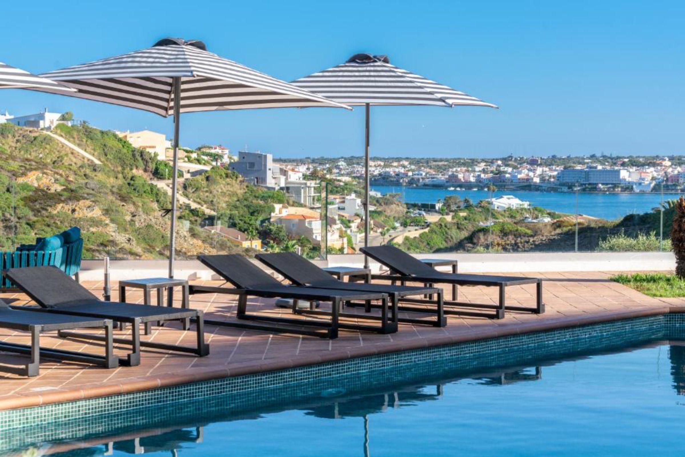 Calallonga Hotel Menorca Mahon  Exterior photo