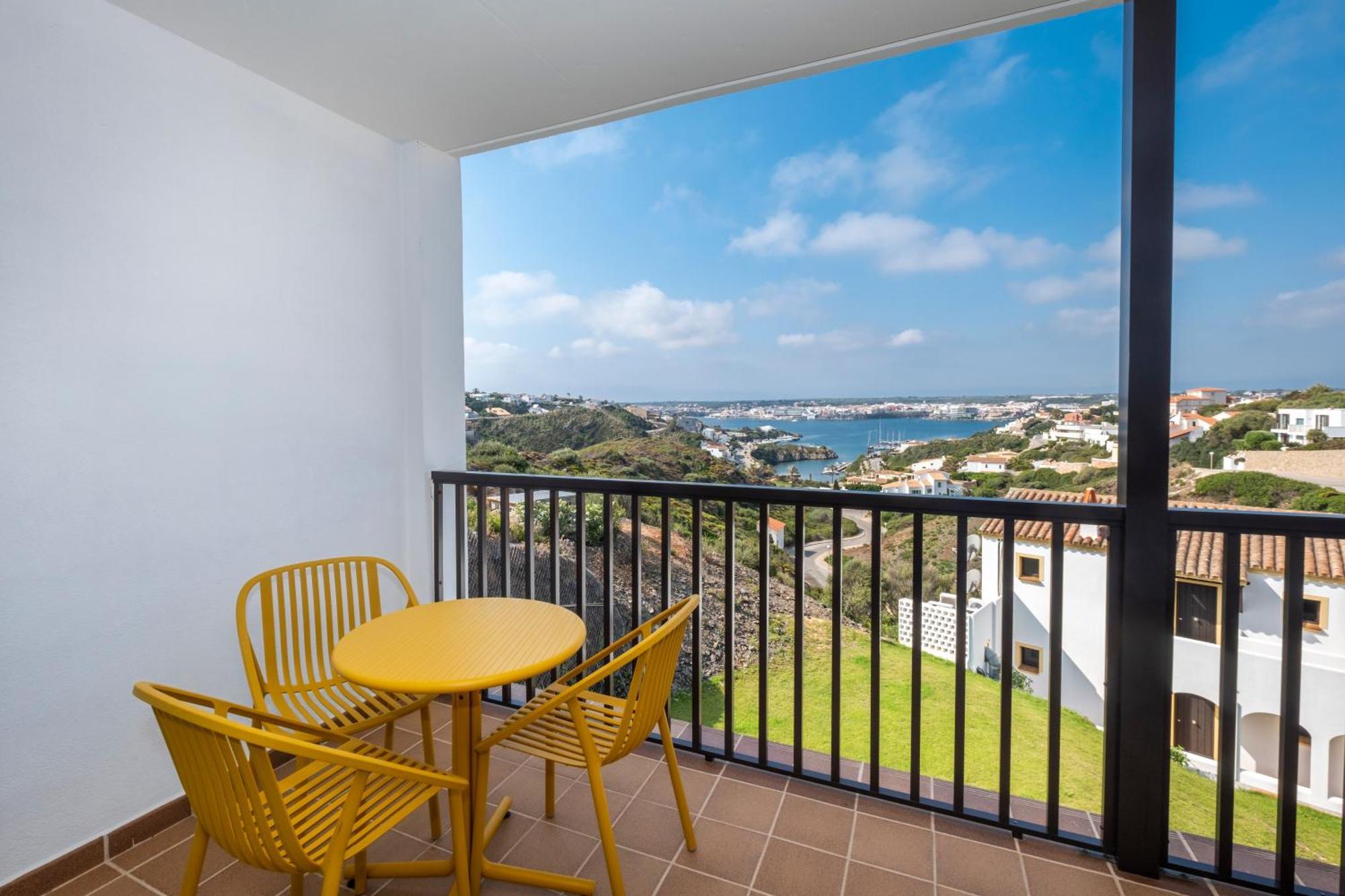 Calallonga Hotel Menorca Mahon  Exterior photo