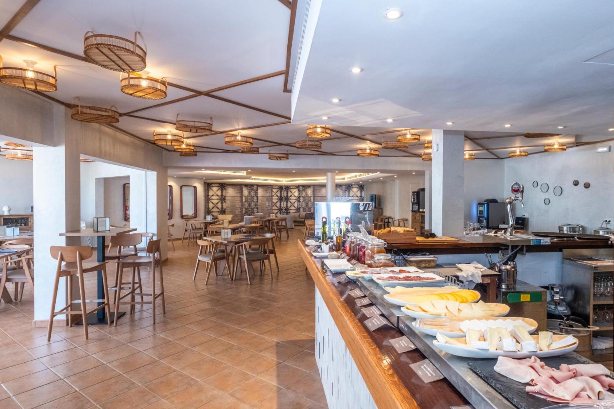 Calallonga Hotel Menorca Mahon  Exterior photo